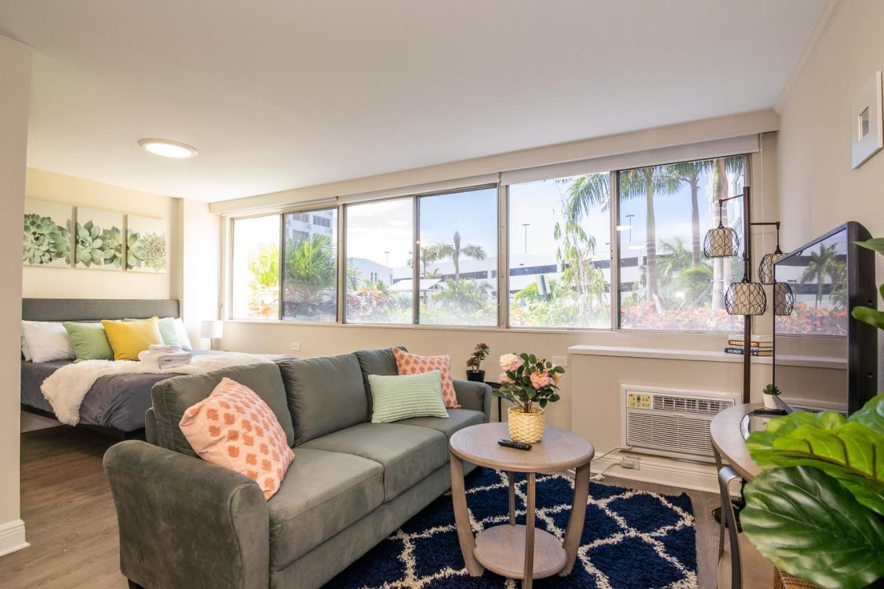 Frontdesk The Wayland Apts Downtown St Pete Διαμέρισμα Αγία Πετρούπολη Δωμάτιο φωτογραφία