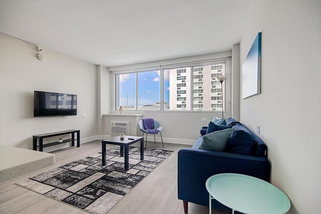 Frontdesk The Wayland Apts Downtown St Pete Διαμέρισμα Αγία Πετρούπολη Δωμάτιο φωτογραφία